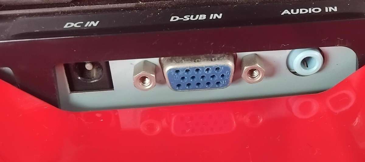 Acer F-19 19" Ferrari Retro Gaming Monitor (RARE, RGB SCART)