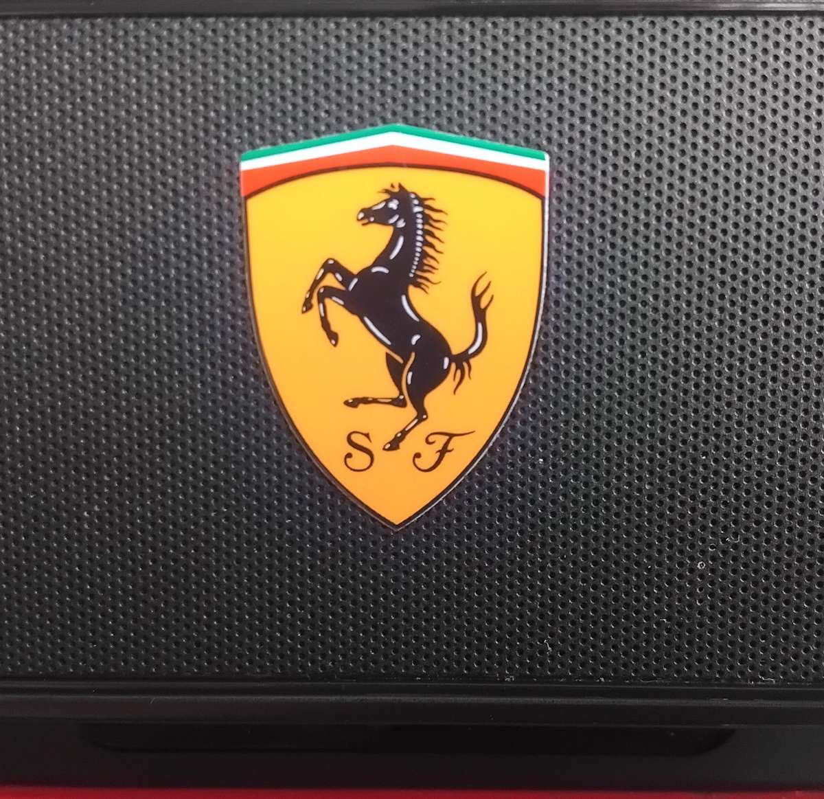 Acer F-19 19" Ferrari Retro Gaming Monitor (RARE, RGB SCART)