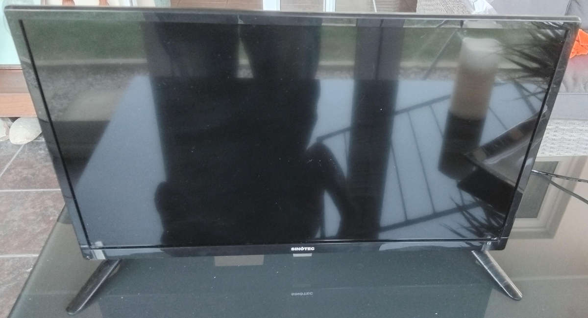 Sinotec 24" HD Ready LED TV STL-24W2C