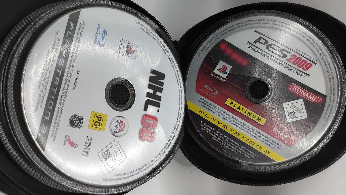 PS3 Game Collection (10 Games, Discs Only) C/W Sony Disc Binder