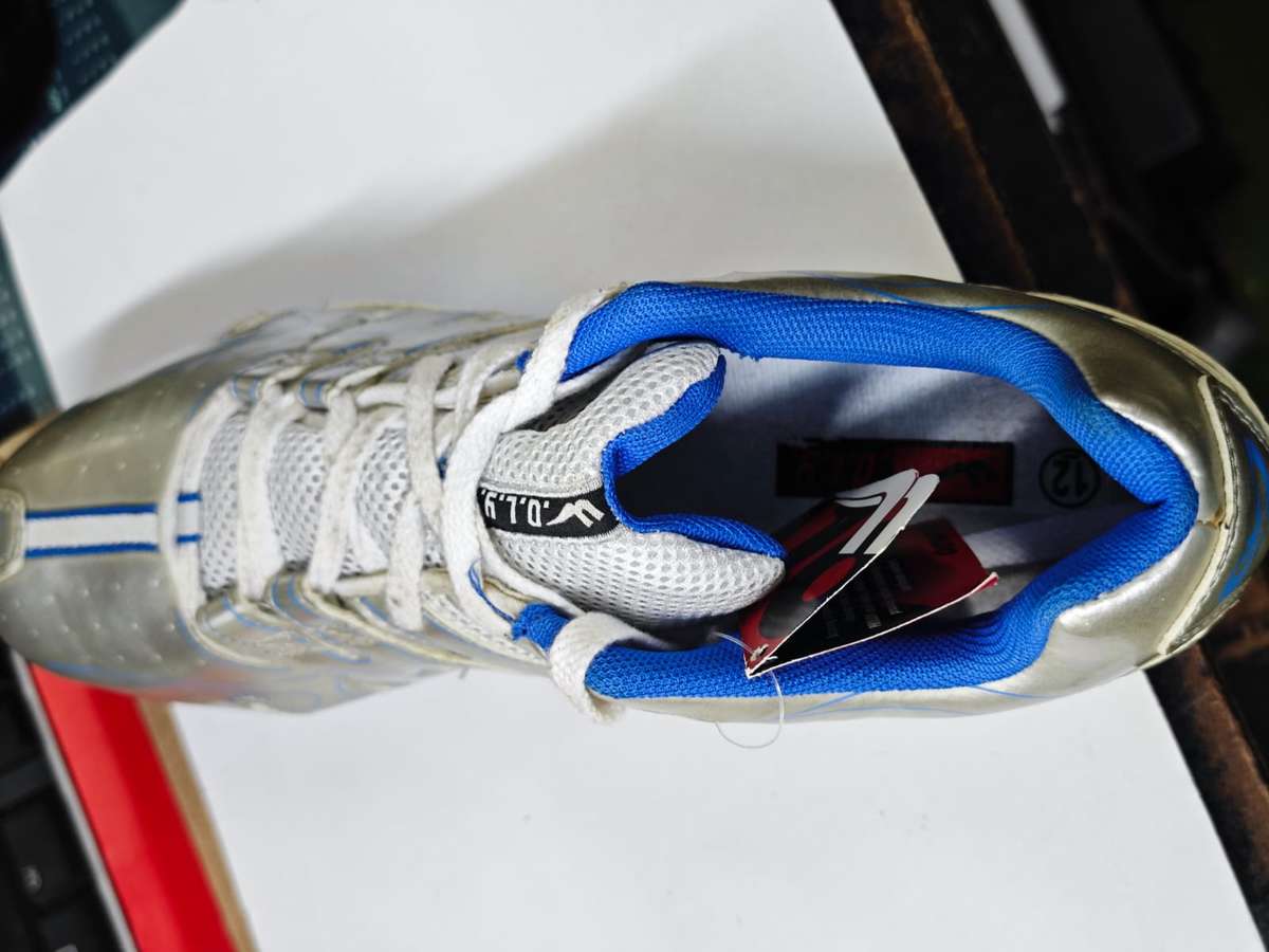 OLYMPIC RUNNING SHOE SIZE 12