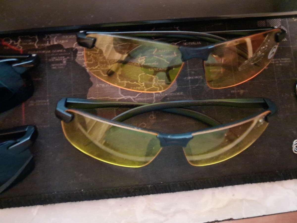 11 in 1 loot (wallet, 4 eyewears, 5 rings and necklace)