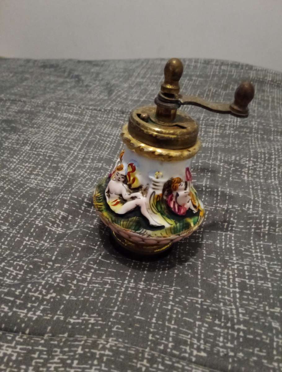 Vintage Capodimonte out of Grandma's Attic Salt Shaker and Pepper Mill High Relief Italy. Need TLC