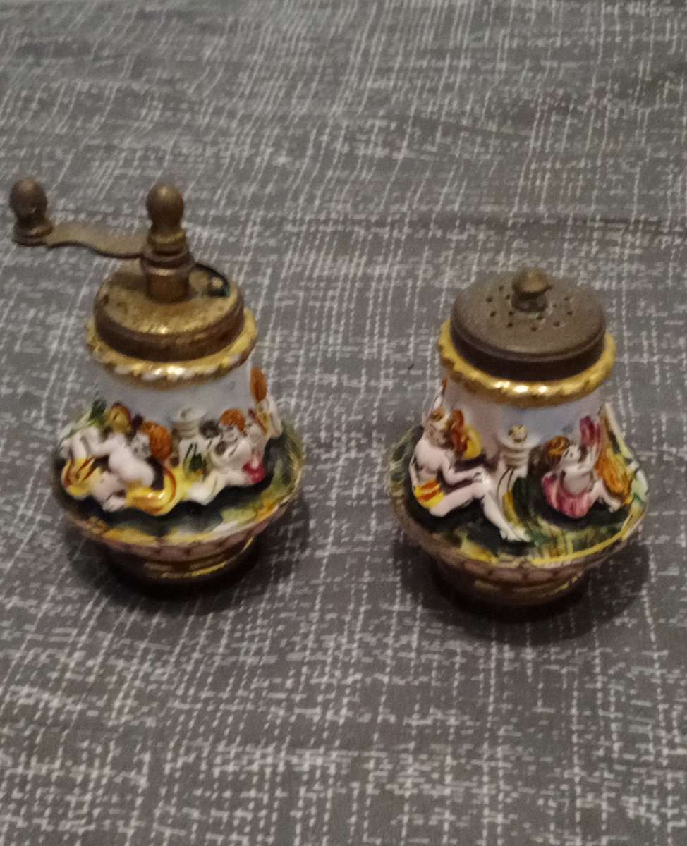 Vintage Capodimonte out of Grandma's Attic Salt Shaker and Pepper Mill High Relief Italy. Need TLC