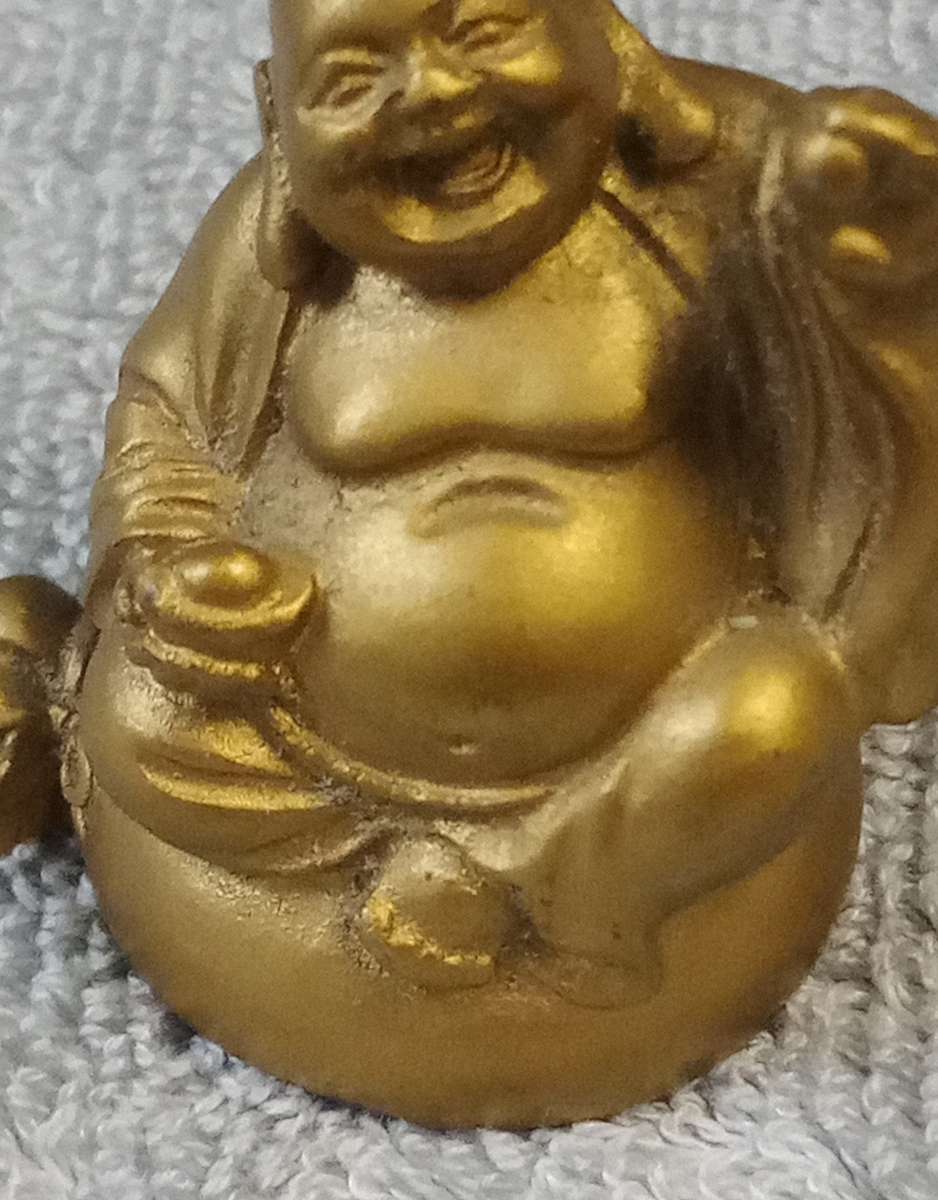 Beautiful Collectable Set of 6 Miniature Laughing Buddhas Gold Tone.