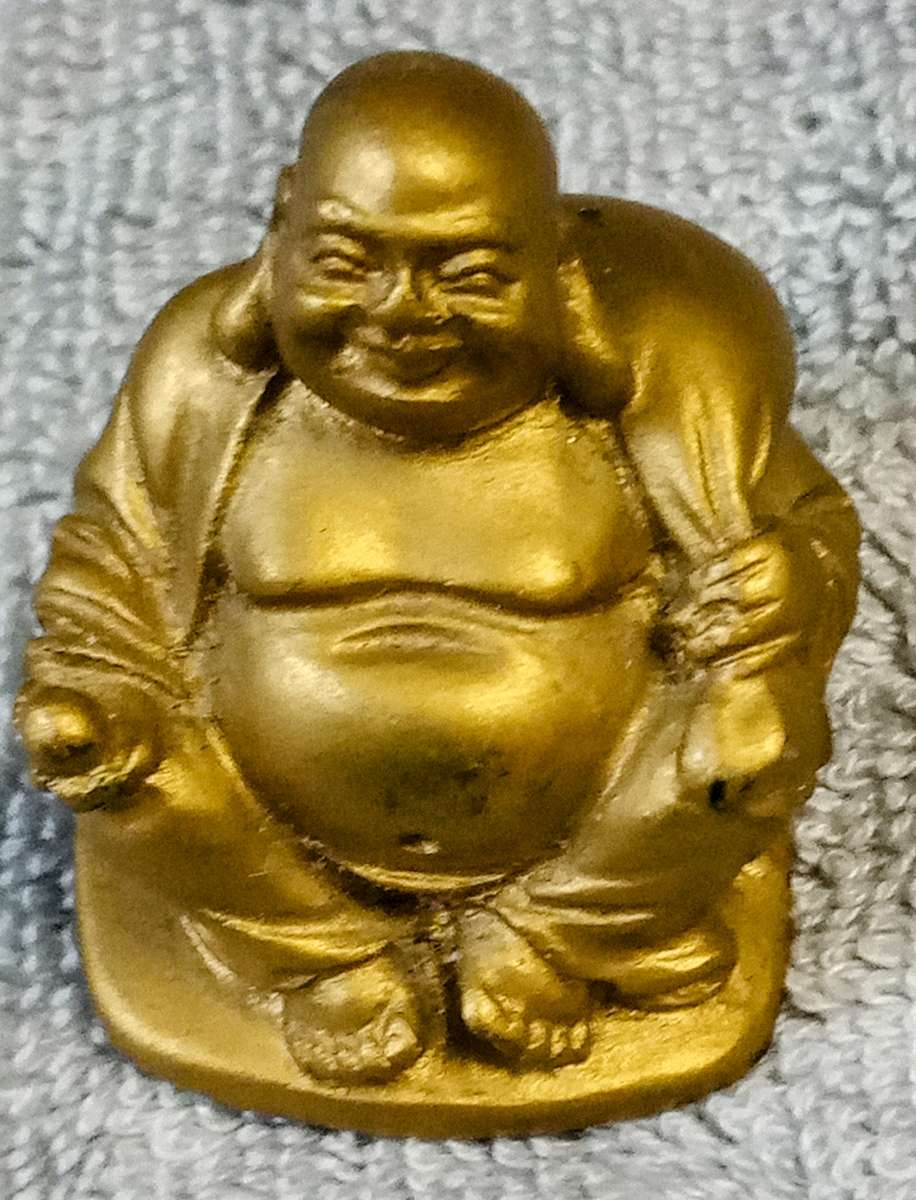 Beautiful Collectable Set of 6 Miniature Laughing Buddhas Gold Tone.