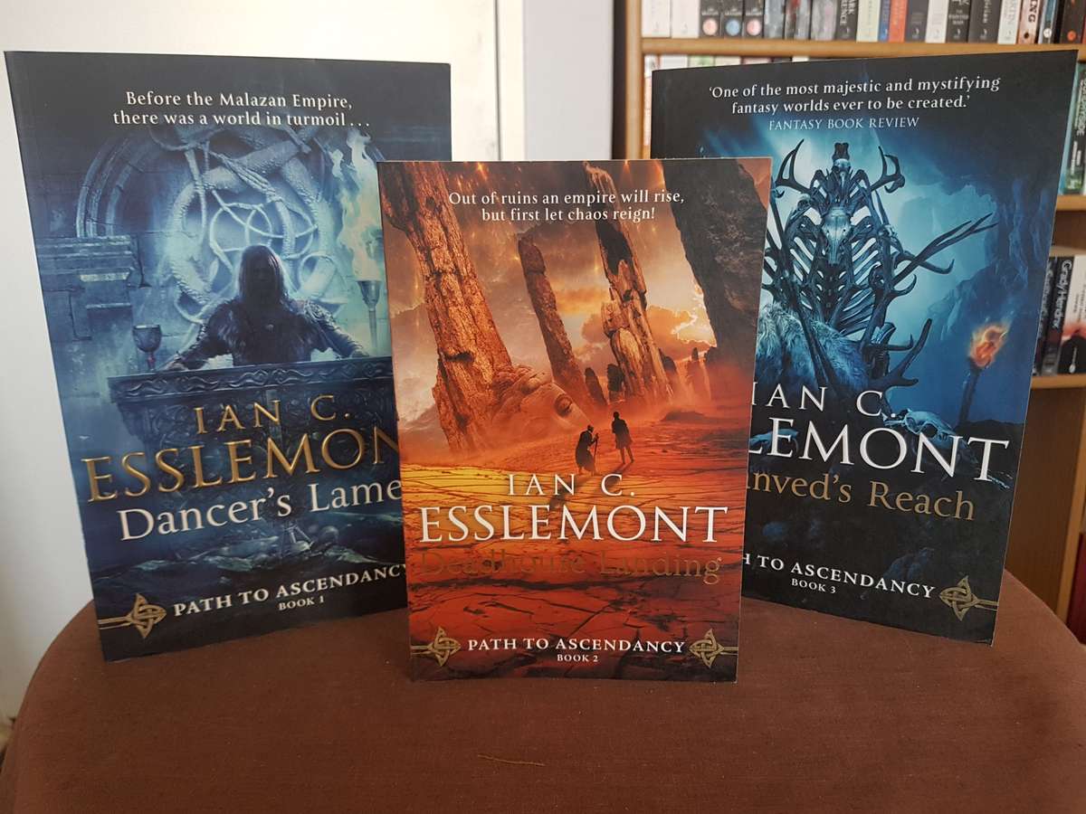 Dancer's Lament / Deadhouse Landing / Kellanved's Reach - Ian C. Esslemont