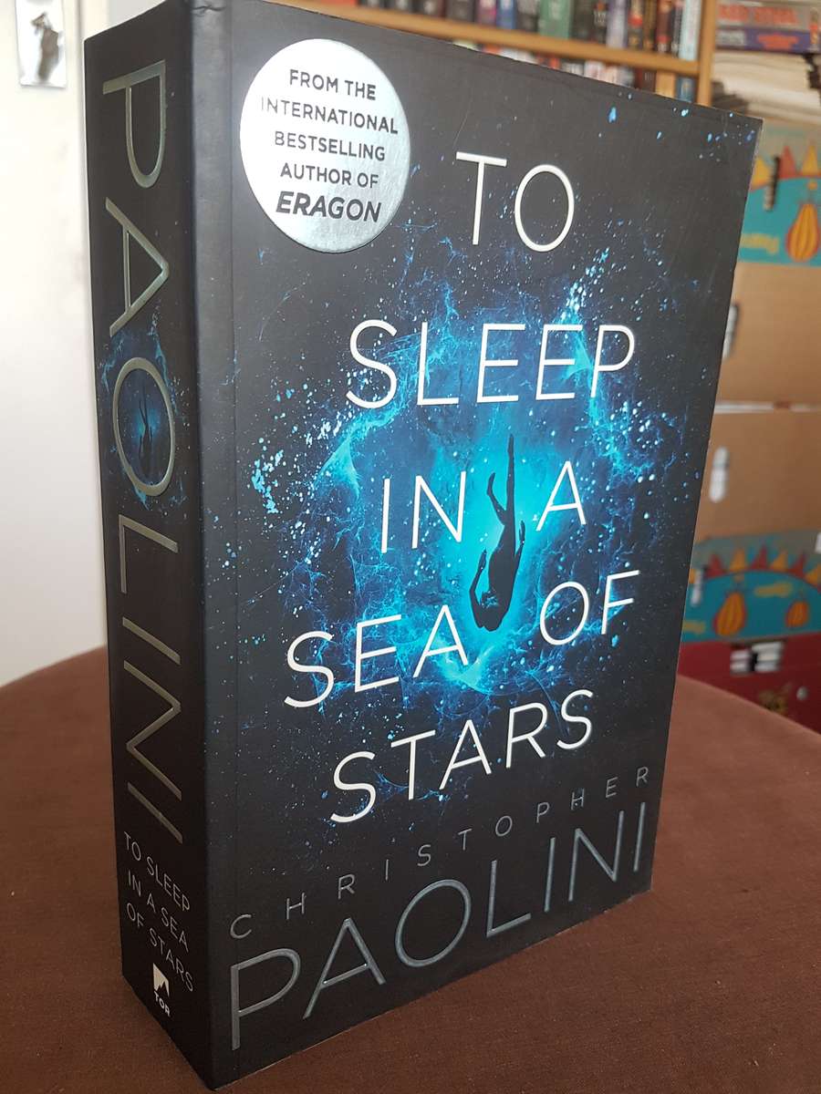 To Sleep in a Sea of Stars - Christopher Paolini