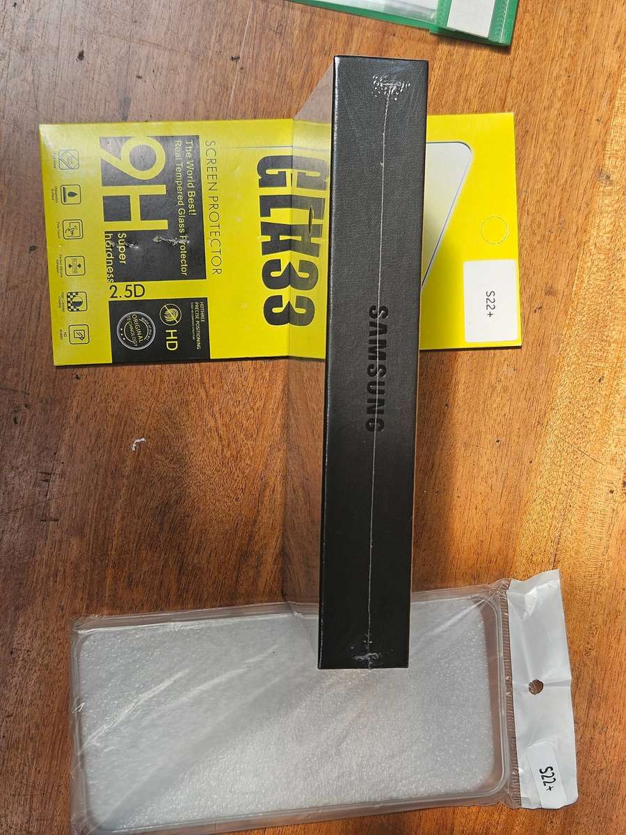 Samsung Galaxy S22+ (128GB/8GB RAM)  Graphite + Box & Extras