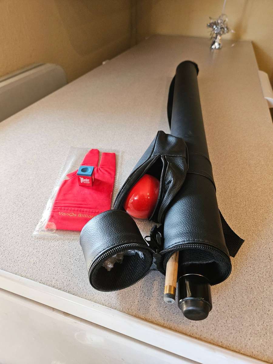 1/2-pc VanQs Ash Wood Pool Cue Set  10mm Tip + Case + Chalk + Red Ball + VanQs Glove