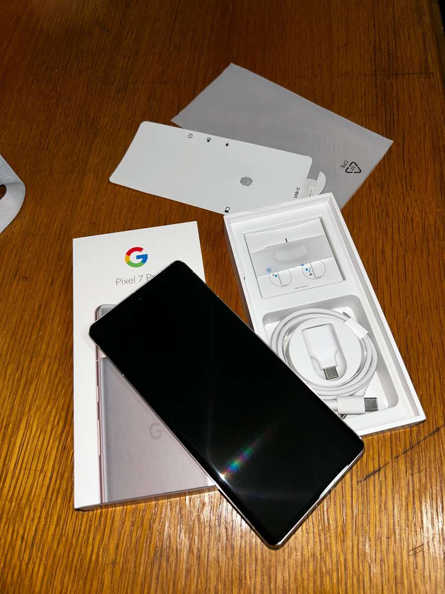 *Bargain* Google Pixel 7 Pro 5G, US Version, 128GB, Hazel - Unlocked + Box & Extras