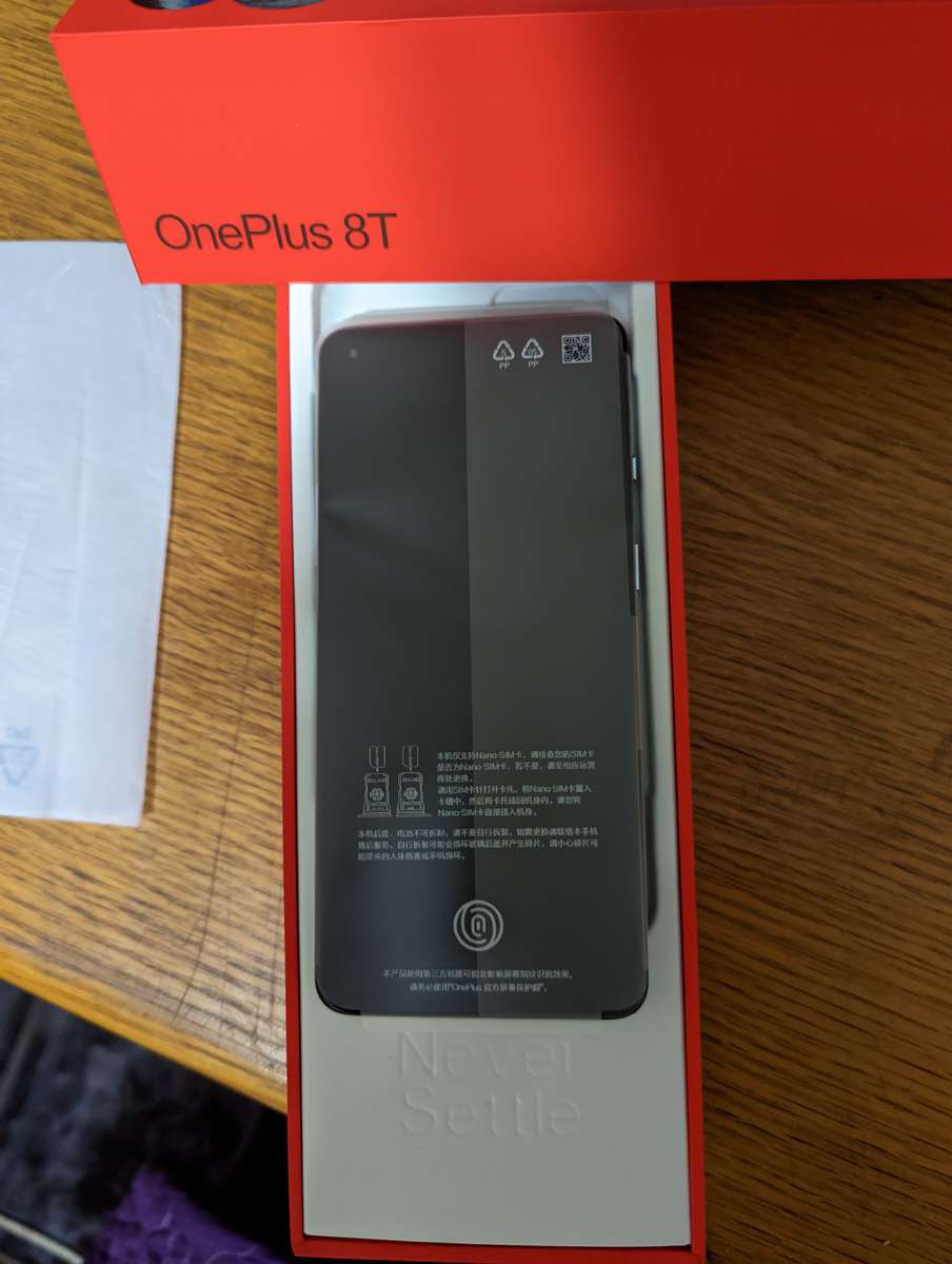 OnePlus 8T 12+256GB Global version 5G - Lunar Silver + Box and extras