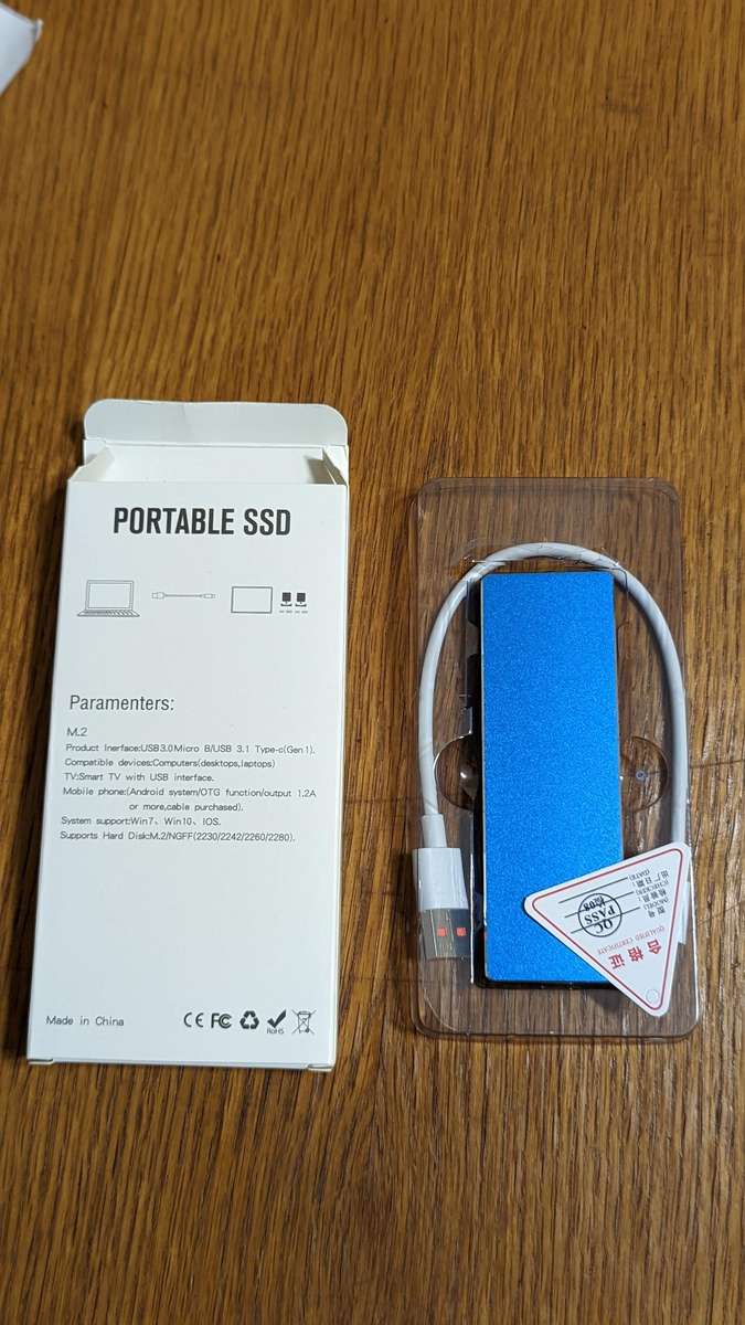 4TB-ULtra thin  Portable SSD Type-C USB 3.1 External Drive