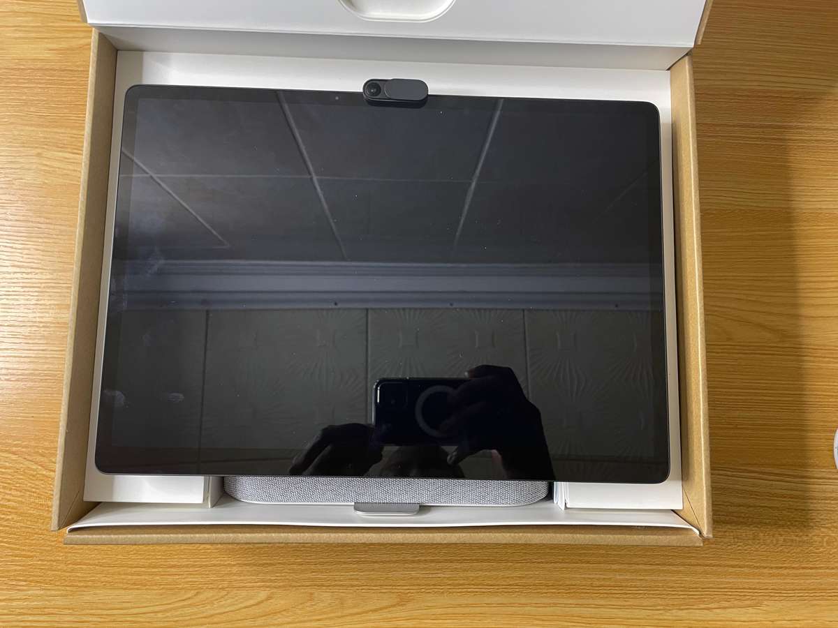 Meta Portal Plus - Smart Video Calling 14 Touch Screen with Stereo Speakers - Brand New Open Box