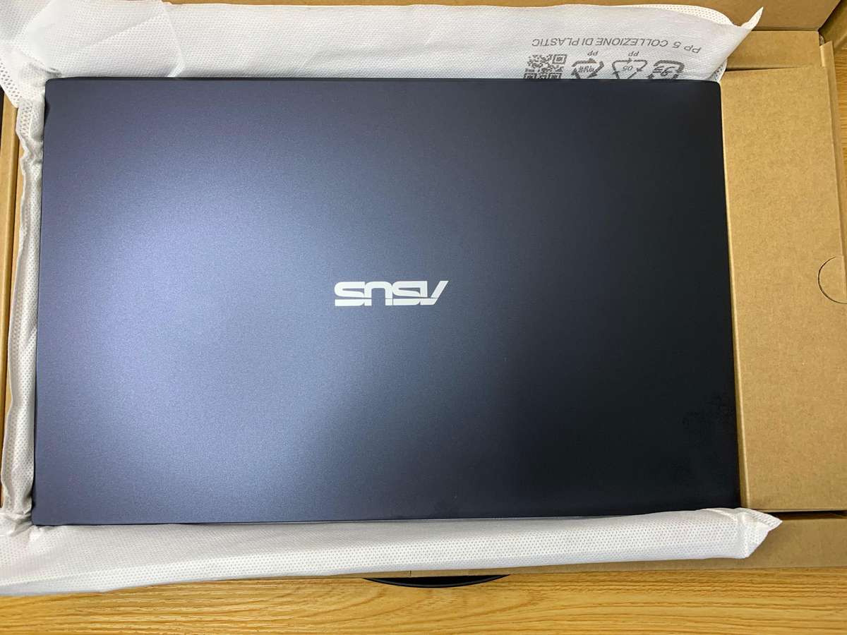 ASUS Expertbook B1502 - i5 12th Gen - 8GB RAM - 512 SSD - Brand New Open Box