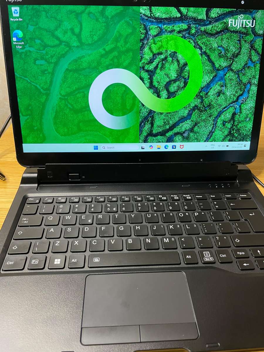 Fujitsu Stylistic Q7312 (12-in-1)- i5, 12th Gen - 16 GB RAM - 256 GB SSD