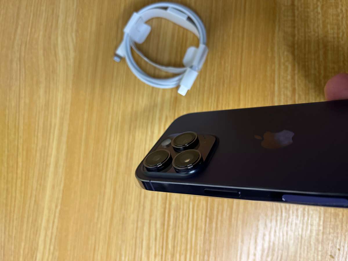 Apple - iPhone 14 Pro - 256 GB - Dual eSim - Deep Purple