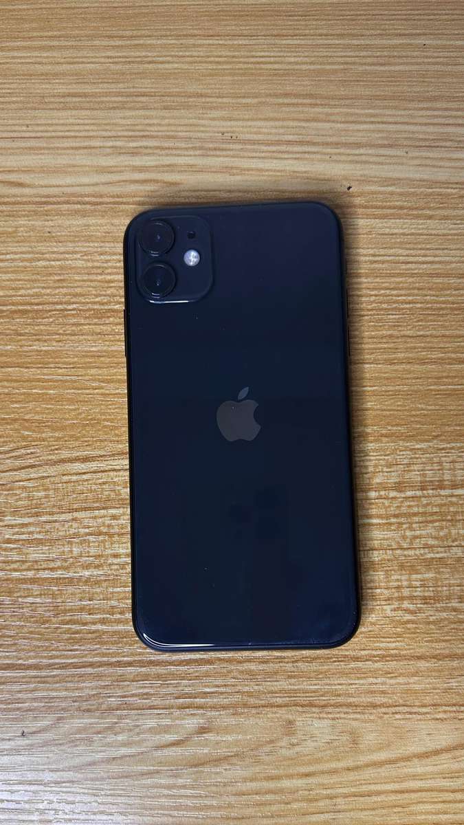 Apple iPhone 11 - 64 GB - Black