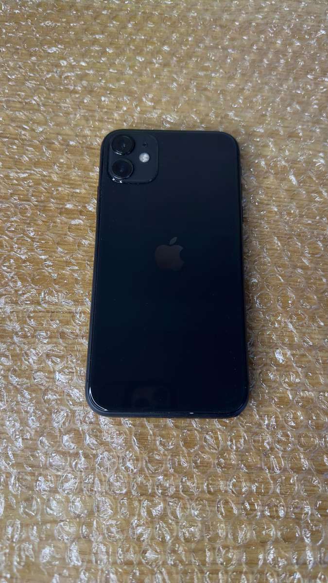 Apple iPhone 11 - 64 GB - Black