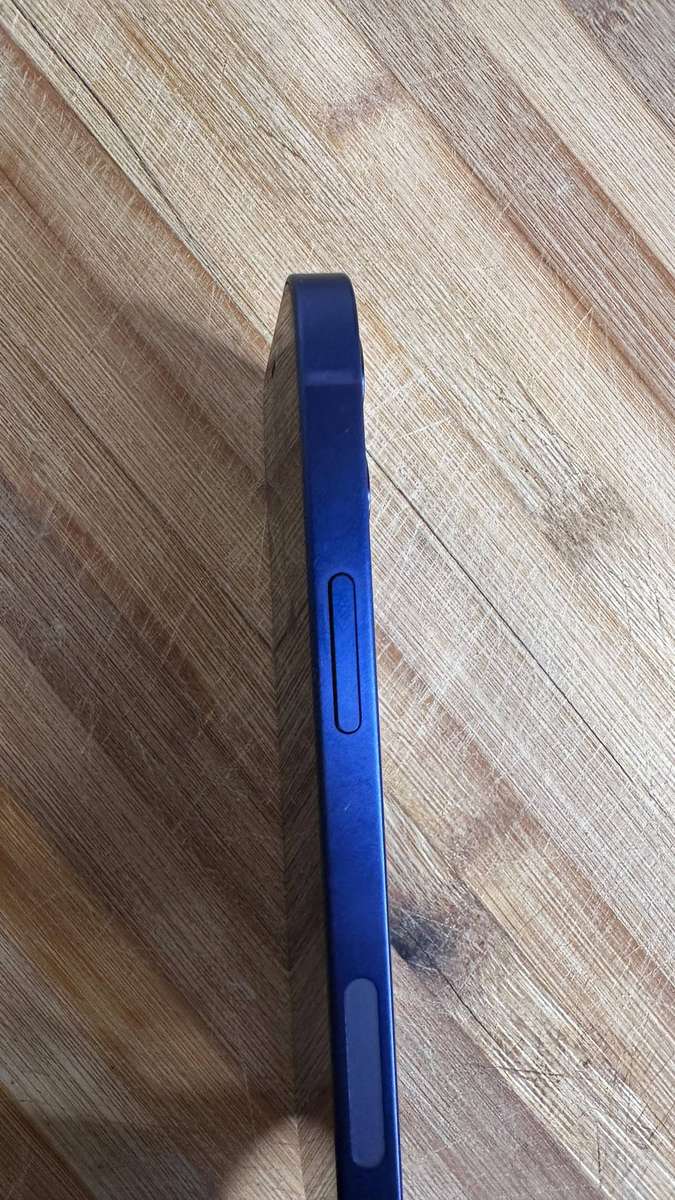 Apple - iPhone 12 - 64 GB -  Blue