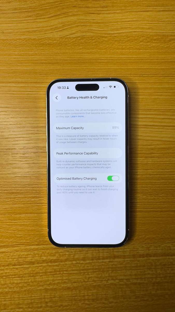 Apple iPhone 14 Pro - 256 GB - Silver (Dual eSIM)