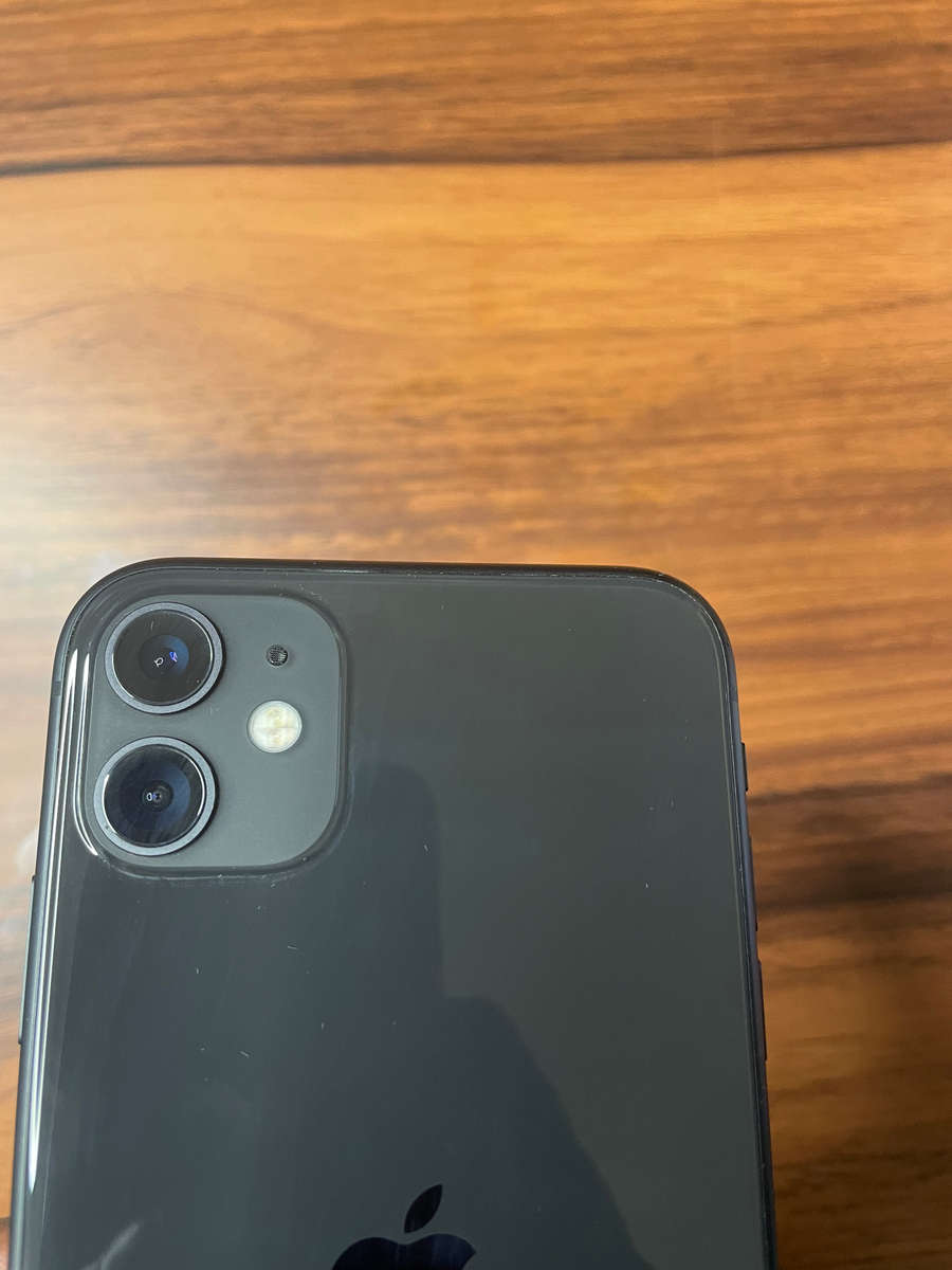 Apple iPhone 11 - 64 GB - Black