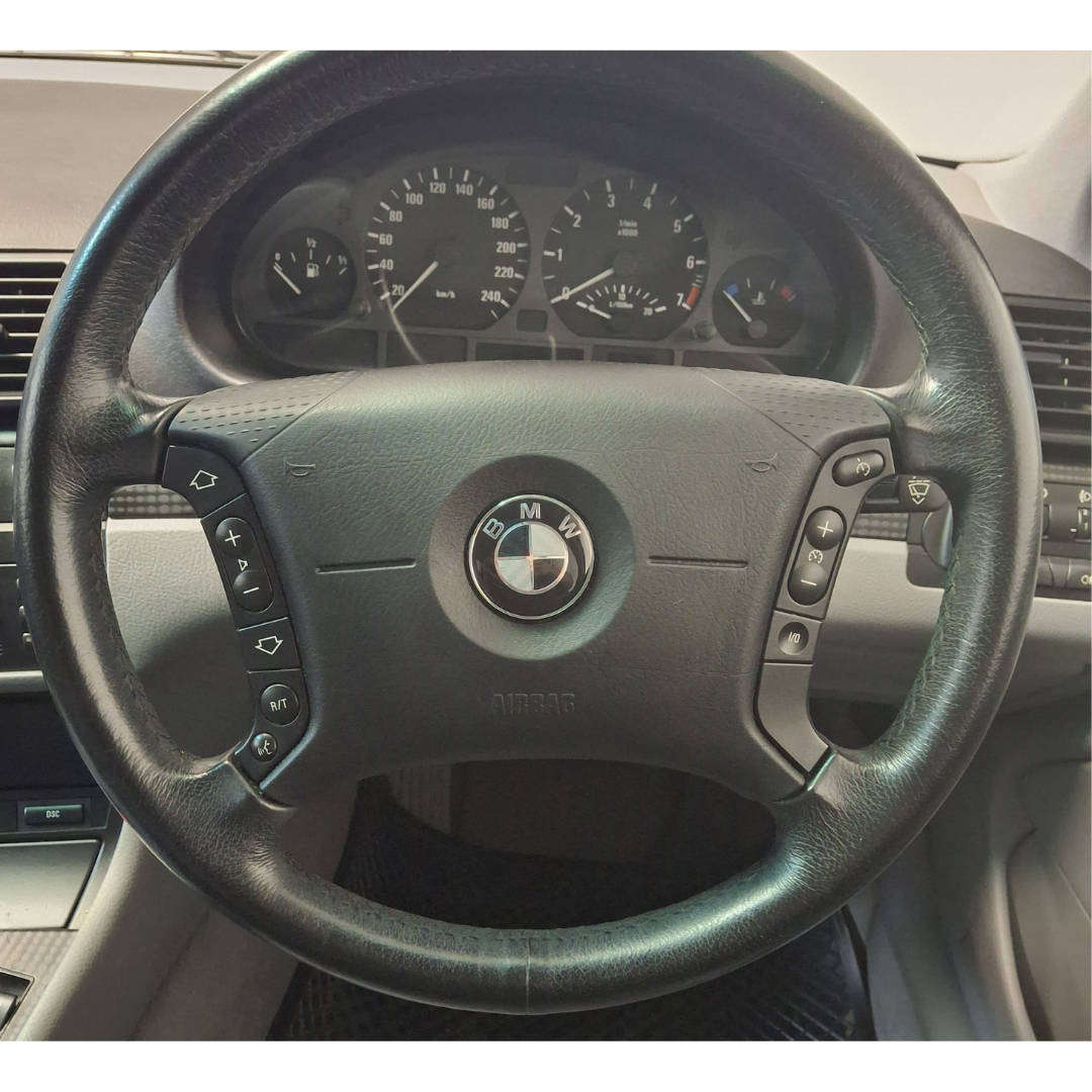 KR Aftermarket Bonnet, Boot & Steering Wheel Emblem / Logo: BMW E46