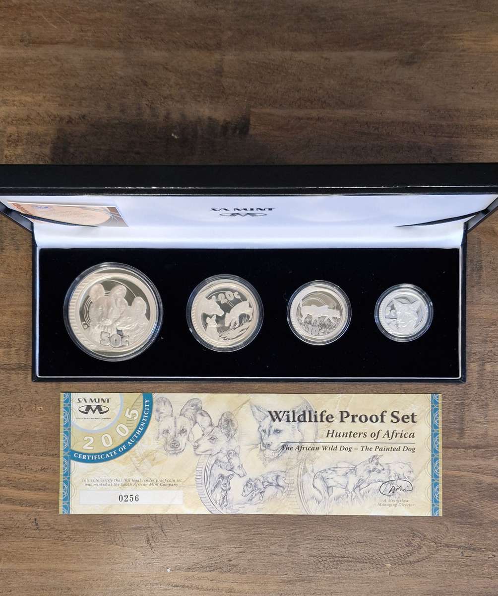 2005 Wildlife Proof Set - The African Wild Dog (Silver)