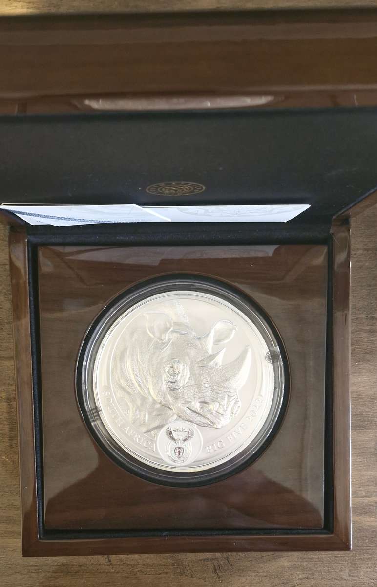 2022 Big Five Series ll R5 1KG Fine-Silver Brilliant Uncirculated Coin (Rhino)