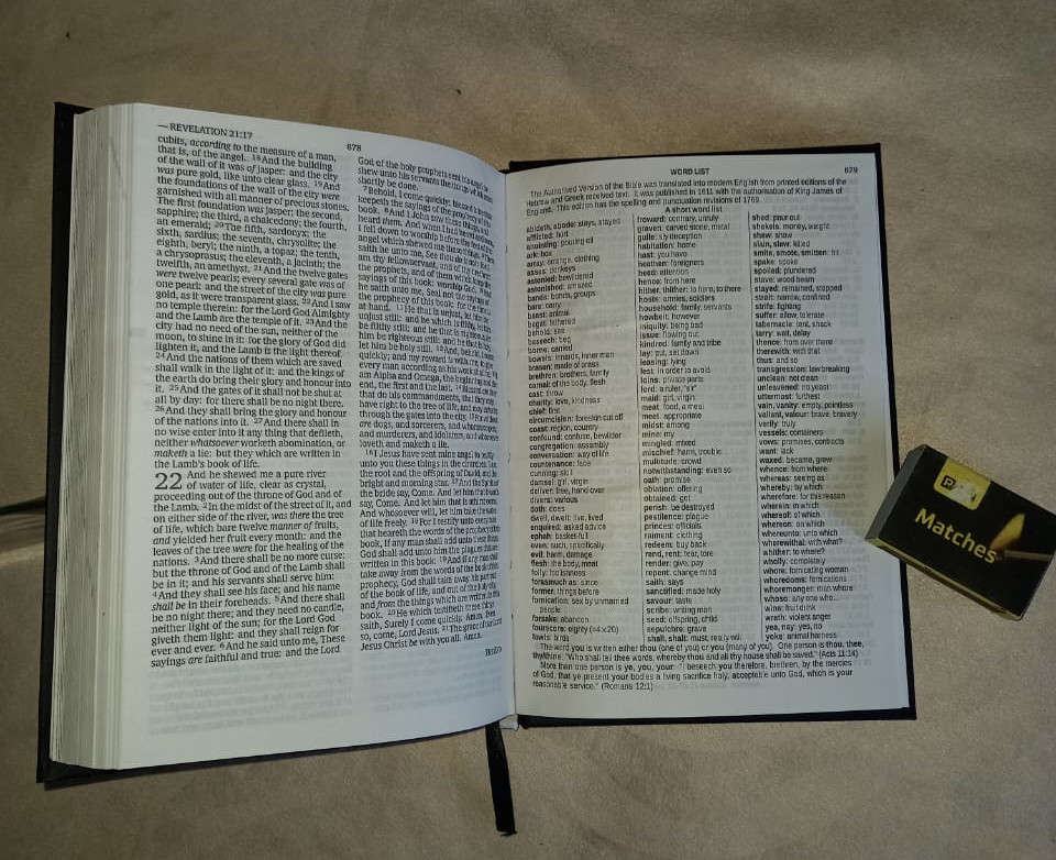 Holy Bible: King James Version KJV (hard cover)