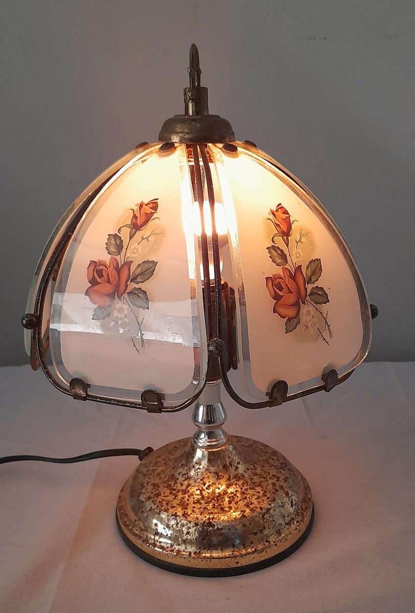 Vintage Touch Lamp