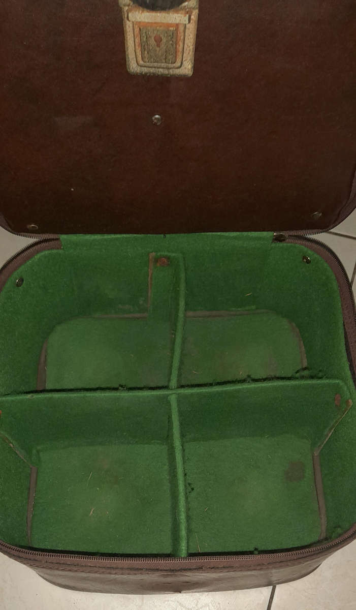 Henselite Super-Grip Size 5 Bowls in Bag