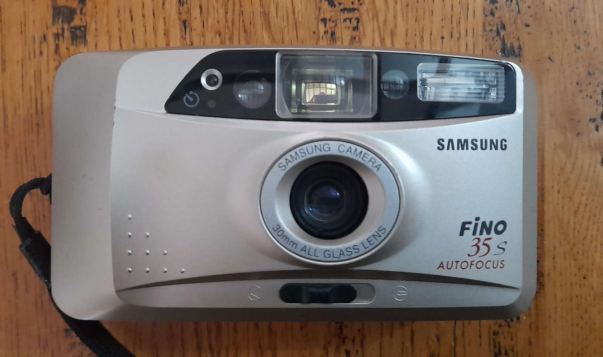 Samsung Fino 35S Film Camera