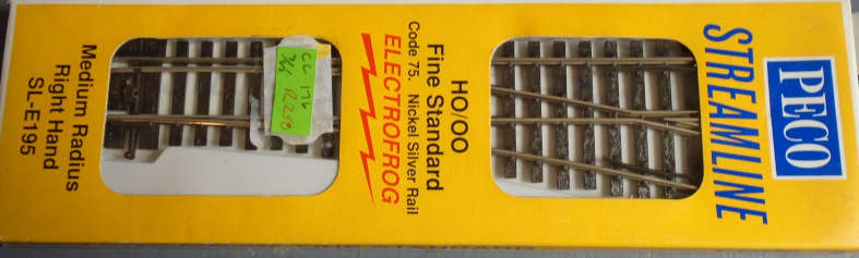 PECO STREAMLINE CODE 75 - MEDIUM RADIUS RH POINT - BOXED