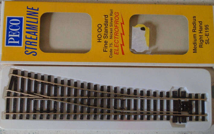 PECO SL-E195 STREAMLINE CODE 75 ELECTOFROG - MEDIUM RADIUS RIGHT HAND POINT - BOXED