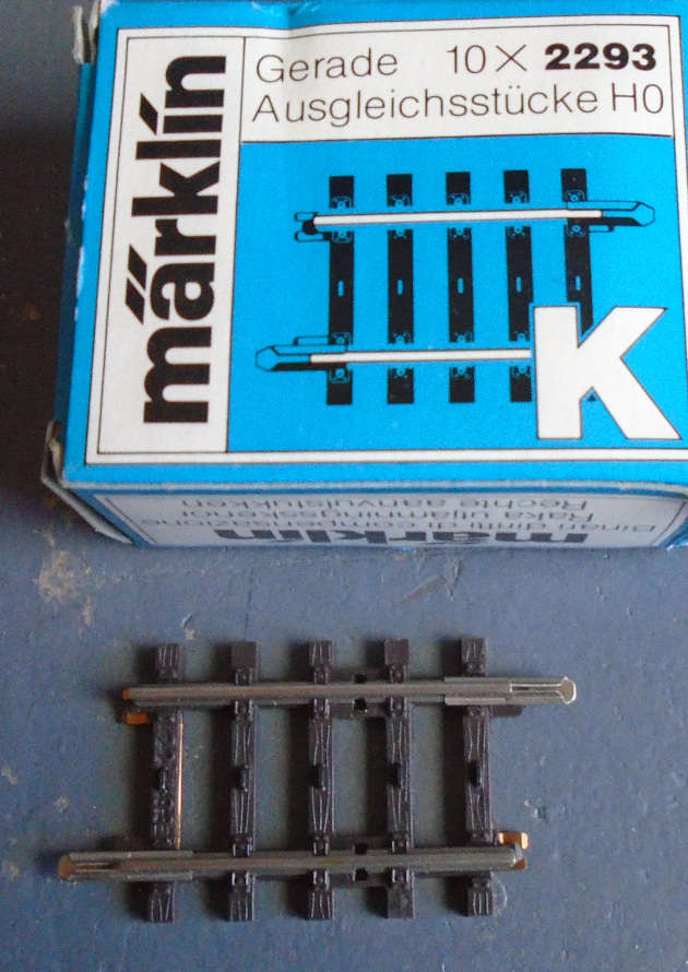 MARKLIN HO SCALE - 2293 K TRACK 10 STRAIGHT ADJUSTMENT TRACK, BOXED