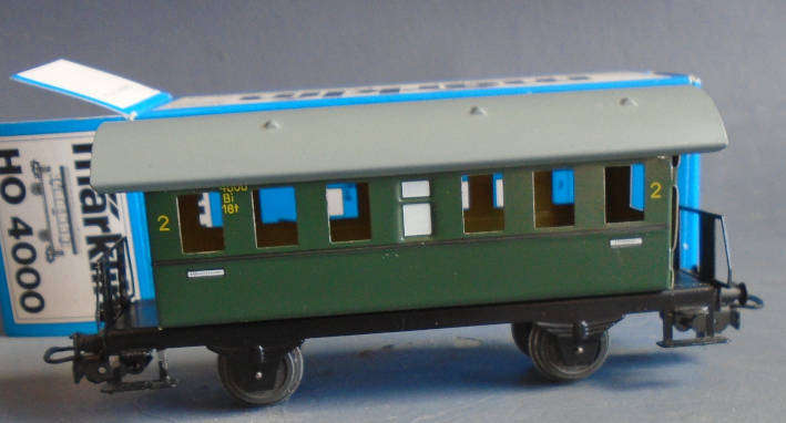 MARKLIN HO SCALE - PASSENGER COACH, BOXED