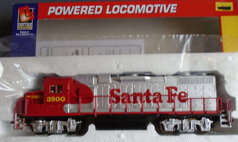 LIFE-LIKE HO SCALE - SF GP38 DIESEL LOCO, BOXED