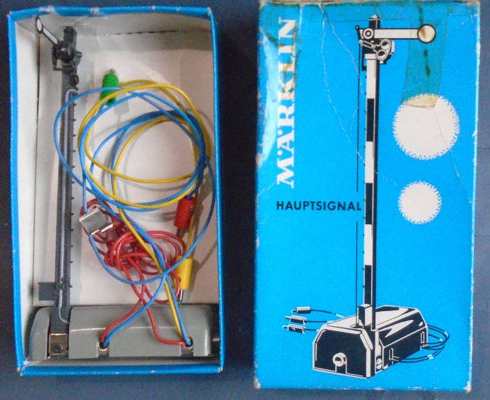 MARKLIN HO SCALE - 7039 HOME SIGNAL, BOXED