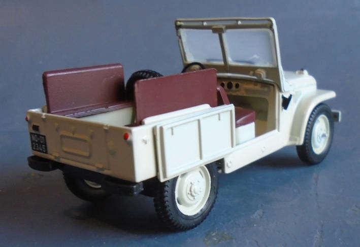 NOREV 1/43 SCASLE - FIAT CAMPAGNOLA