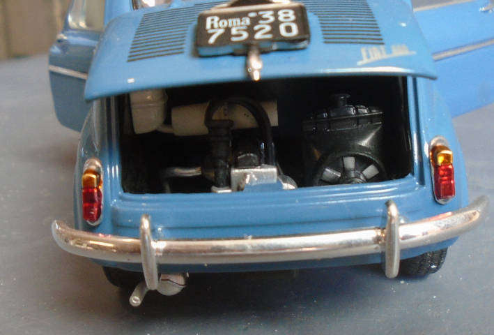 METRO 1/24 SCALE - FIAT 600D