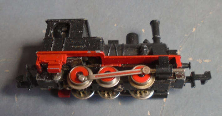 TRIX N SCALE - 0-6-0 STEAM LOCO