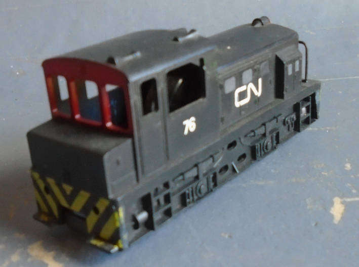 LIMA HO SCALE - CN DIESEL SHUNTER, NEEDS REAR COUPLING
