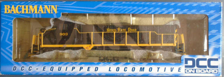 BACHMANN HO SCALE - GP-30 NICKLE PLATE ROAD #903 DIESEL LOCO WITH DCC, BOXED