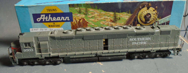 ATHEARN HO SCALE -EMD DD-70 DIESEL LOCO, 2 X MOTORS, BOXED