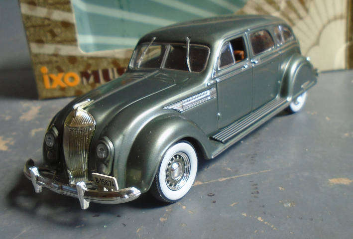 IXO 1/43 SCALE - 1936 CHRYSLER AIRFLOW, BOXED