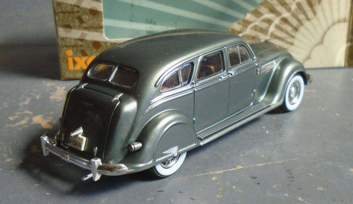 IXO 1/43 SCALE - 1936 CHRYSLER AIRFLOW, BOXED