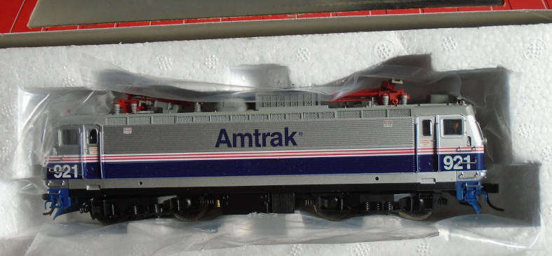 ATLAS HO SCALE - AEM-7 AMTRAK ELECTRIC LOCO, BOXED
