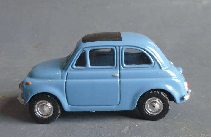 DEL PRADO 1/43 SCALE - FIAT 500