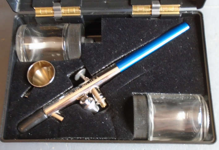 BADGER MODEL 150 AIRBRUSH, UNUSED AS NEW BOXED